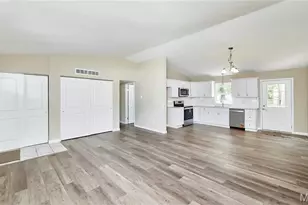 408 Raymond Dr, O'Fallon, MO 63366 - Photo 6