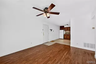 12818 Portulaca Dr, Saint Louis, MO 63146 - Photo 8