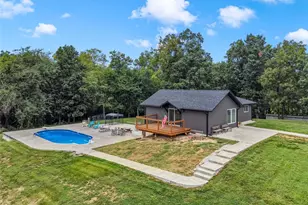 198 Evans Ln, Elsberry, MO 63343 - Photo 1