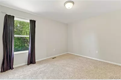 137 Birchwood Trail Drive, Maryland Heights, MO 63043 - Photo 24