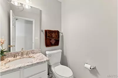 137 Birchwood Trail Drive, Maryland Heights, MO 63043 - Photo 6