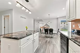 137 Birchwood Trail Dr, Maryland Heights, MO 63043 - Photo 16
