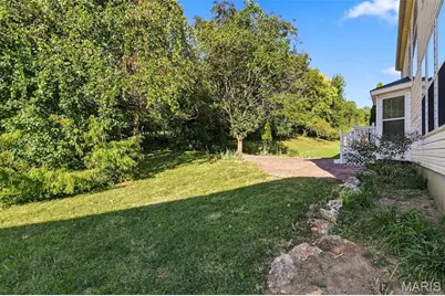137 Birchwood Trail Drive, Maryland Heights, MO 63043 - Photo 36
