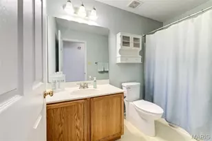 820 JB Hunt Ct, Ballwin, MO 63021 - Photo 24