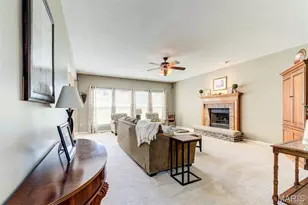 820 JB Hunt Ct, Ballwin, MO 63021 - Photo 6