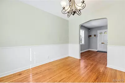 7056 Holly Hills Avenue, Saint Louis, MO 63123 - Photo 10