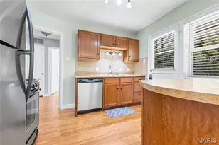 7056 Holly Hills Ave, Saint Louis, MO 63123 - Photo 12