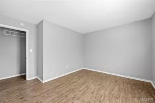 412 New York St, Kirkwood, MO 63122 - Photo 10