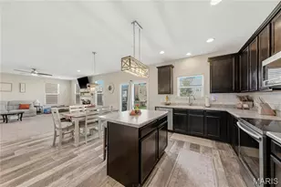 524 Wilmer Hollow Ln, Wentzville, MO 63385 - Photo 4