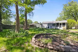 738 Village Wood Ct, Ballwin, MO 63021 - Photo 20