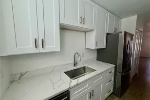 527 Clara Ave, Saint Louis, MO 63112 - Photo 6