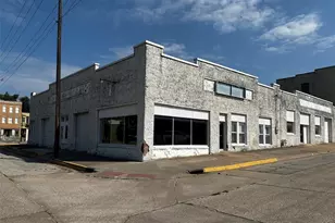 305 S Carolina St, Louisiana, MO 63353 - Photo 1