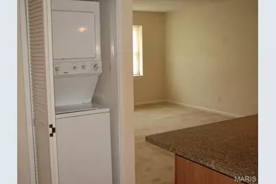 1380 Willow Brook Cove Ct #7, Saint Louis, MO 63146 - Photo 8