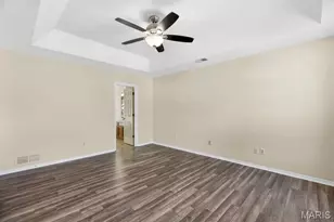 9942 Colonnade Meadows Dr, Bellefontaine Neighbors, MO 63137 - Photo 26