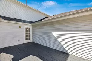 9942 Colonnade Meadows Dr, Bellefontaine Neighbors, MO 63137 - Photo 36