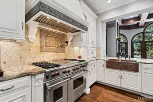 150 Camfield Square Dr, Saint Louis, MO 63141 - Photo 22