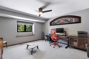 150 Camfield Square Dr, Saint Louis, MO 63141 - Photo 56