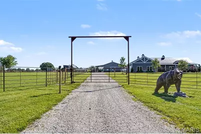 219 Fieth Road, Troy, MO 63379 - Photo 24