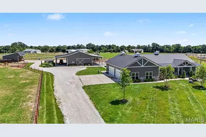 219 Fieth Road, Troy, MO 63379 - Photo 4
