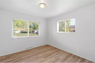 5 Hammes Drive, Florissant, MO 63031 - Photo 14