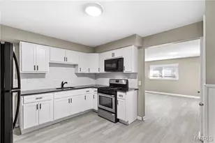 820 St Brendan Ln, Florissant, MO 63031 - Photo 6