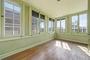 57 Kingsbury Pl, Saint Louis, MO 63112 - Photo 34