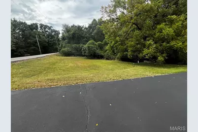 18449 Wild Horse Creek Road, Chesterfield, MO 63005 - Photo 16