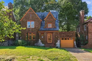 7332 Huntington Dr, Pasadena Hills, MO 63121 - Photo 2
