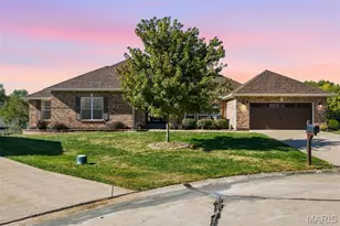17 White Dove Ct, Dardenne Prairie, MO 63368 - Photo 2