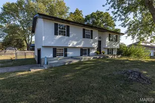 601 Louise St, Farmington, MO 63640 - Photo 2