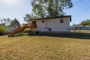 601 Louise St, Farmington, MO 63640 - Photo 6