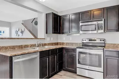 1300 New Charter Lane, O'Fallon, MO 63366 - Photo 6