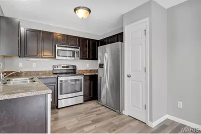 1300 New Charter Lane, O'Fallon, MO 63366 - Photo 8