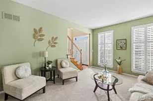 7445 Stream Valley Ct, Saint Louis, MO 63129 - Photo 4