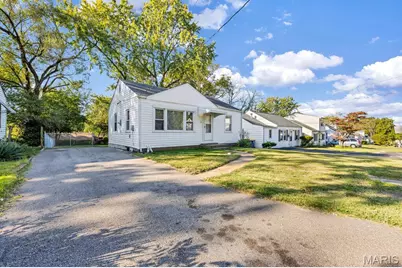 78 Reasor Drive, Calverton Park, MO 63135 - Photo 2