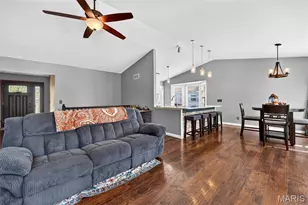 2727 Providence Ridge Dr, Wentzville, MO 63385 - Photo 6