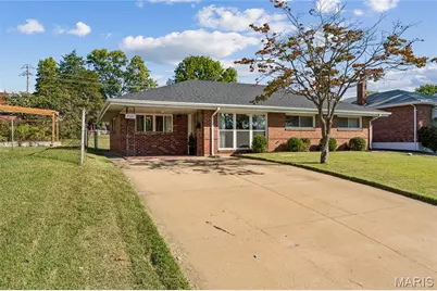 7107 Heege Road, Saint Louis, MO 63123 - Photo 2
