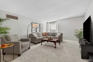 12839 Hasbrook Dr, Saint Louis, MO 63146 - Photo 10