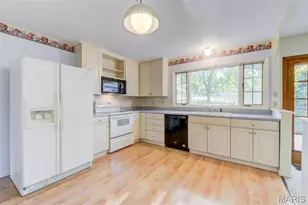 11880 Archerton Dr, Bridgeton, MO 63044 - Photo 18