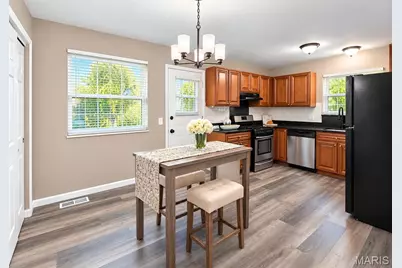 11749 Galba Drive, Florissant, MO 63033 - Photo 8