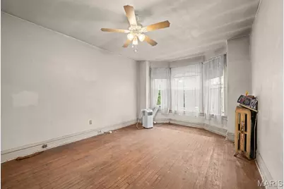 5924 De Giverville, Saint Louis, MO 63112 - Photo 16