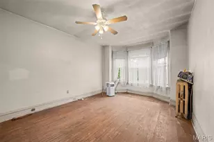 5924 De Giverville, Saint Louis, MO 63112 - Photo 16