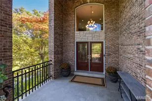 9542 Country Club Green, Sunset Hills, MO 63127 - Photo 4