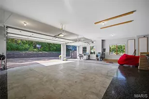 9542 Country Club Green, Sunset Hills, MO 63127 - Photo 78