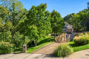 9542 Country Club Green, Sunset Hills, MO 63127 - Photo 80