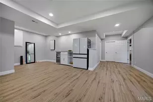 9542 Country Club Green, Sunset Hills, MO 63127 - Photo 56