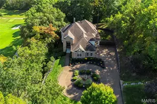 9542 Country Club Green, Sunset Hills, MO 63127 - Photo 82