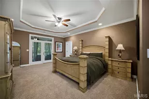 9542 Country Club Green, Sunset Hills, MO 63127 - Photo 22