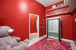 9542 Country Club Green, Sunset Hills, MO 63127 - Photo 62