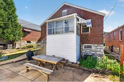 5645 Tholozan Avenue, Saint Louis, MO 63109 - Photo 34